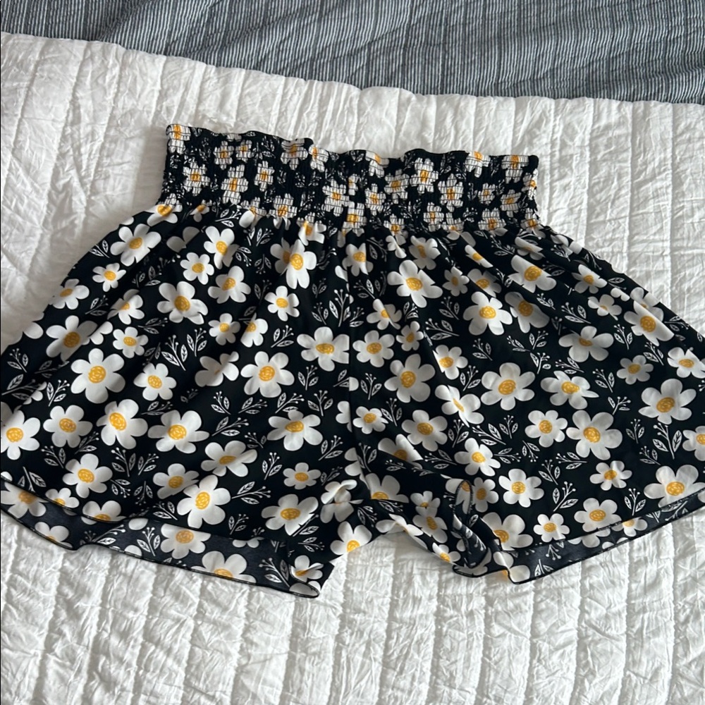 Women's Ditsy Floral Print Elastic High Waisted Wide Leg Shorts Black 4XL